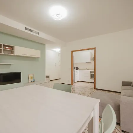 Viky Flat - 15 Min From Venice & Free Parking Exterior photo